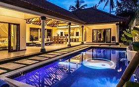 Villa Lotus